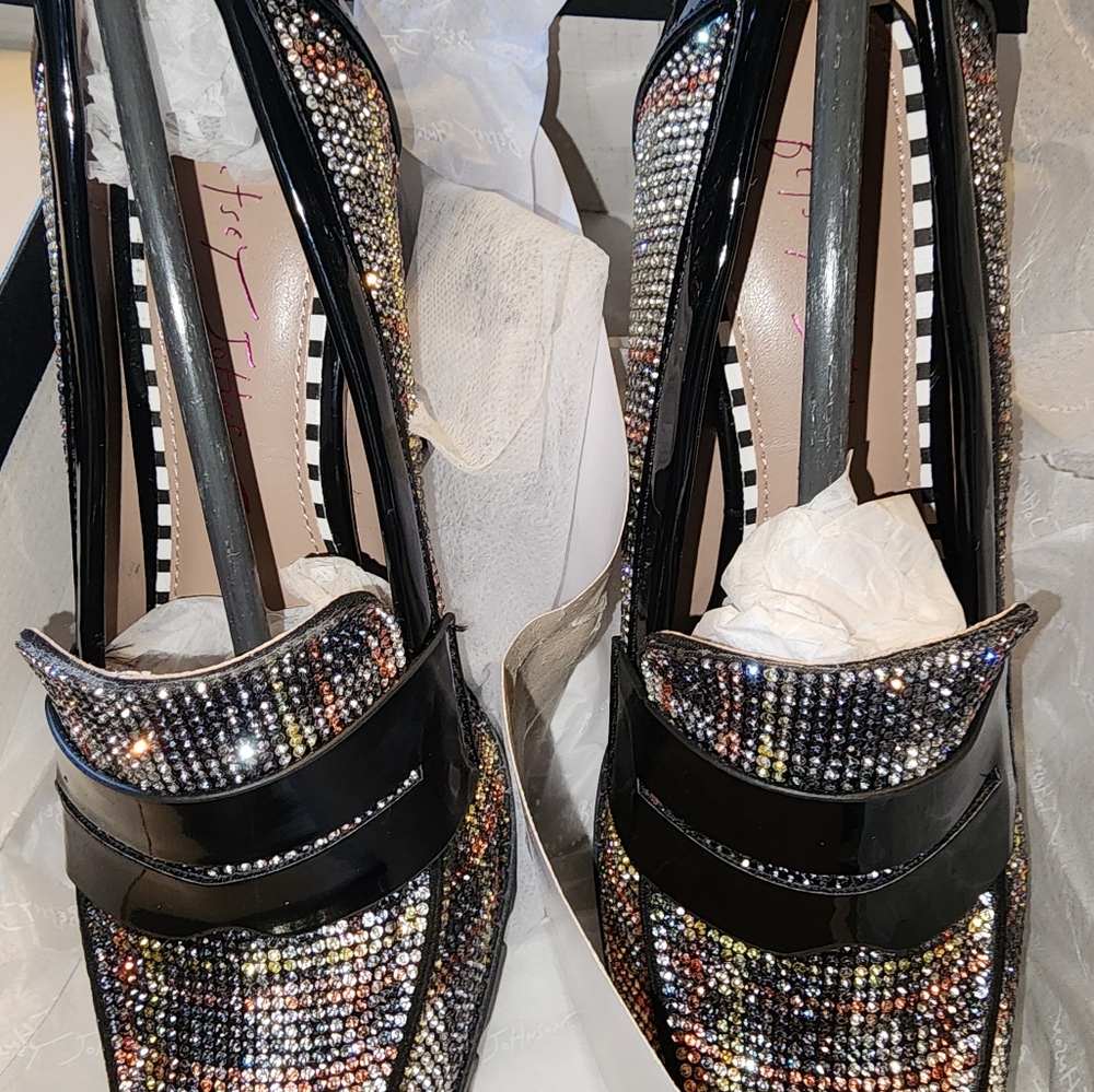 Betsey Johnson Adelyn White Plaid Heel Loafers NIB 7. - Picture 3 of 5